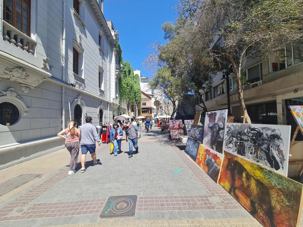 Oceana Suites Lastarria, En Cerro Santa Lucia Santiago Exterior foto